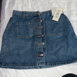 Denim skirt
